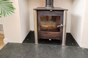 NORTH ROAD- click for photo gallery